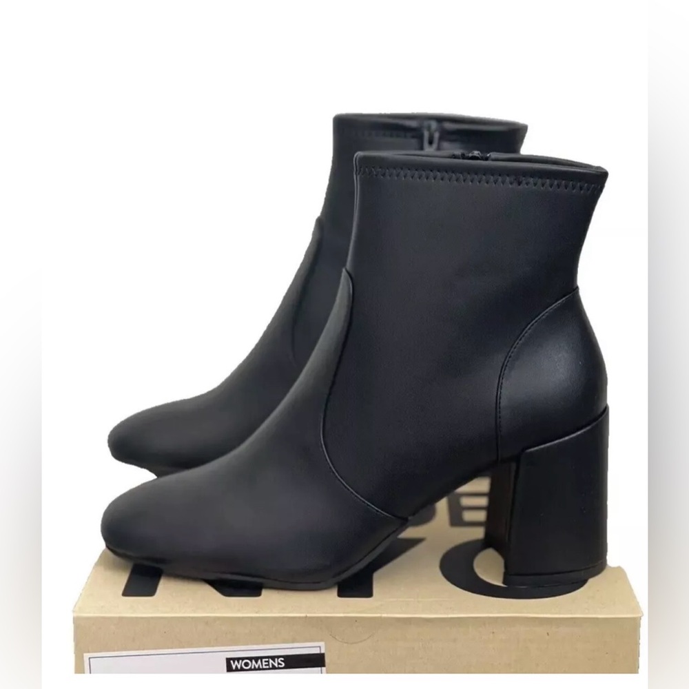 NWB MADDEN NYC BOOTIES - Picture 2 of 9